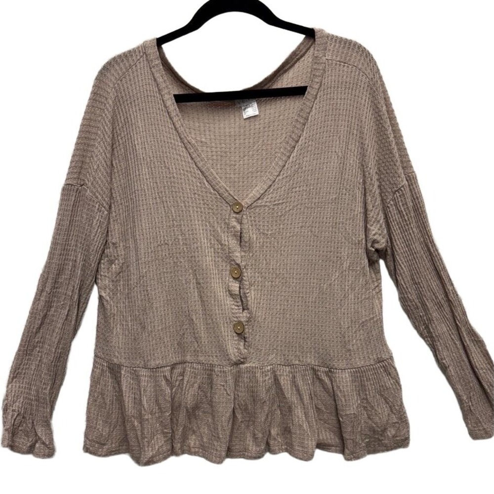 Venus Waffle Knit Long Sleeve Top Button Front Ruffle Hem Casual‎ Comfy Size 1X